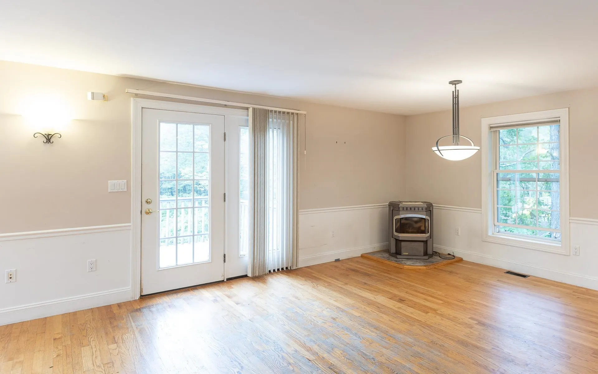 425-427 Elm Street Keene NH 03431