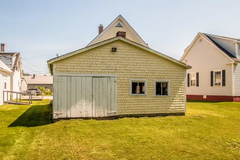 4 Foss Place Lancaster NH 03584