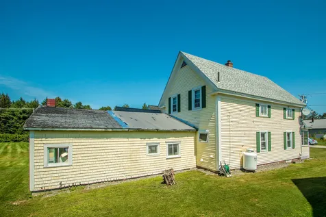 4 Foss Place Lancaster NH 03584