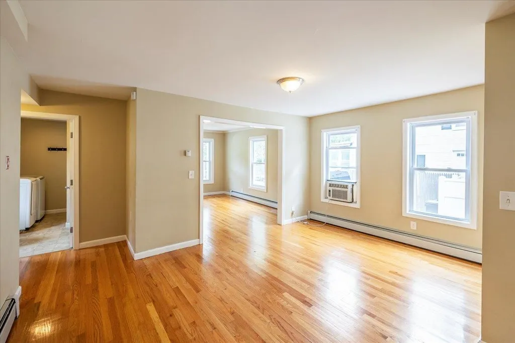8 Desmarais Avenue Derry NH 03038