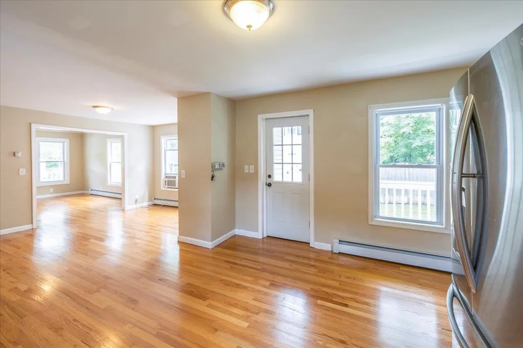 8 Desmarais Avenue Derry NH 03038