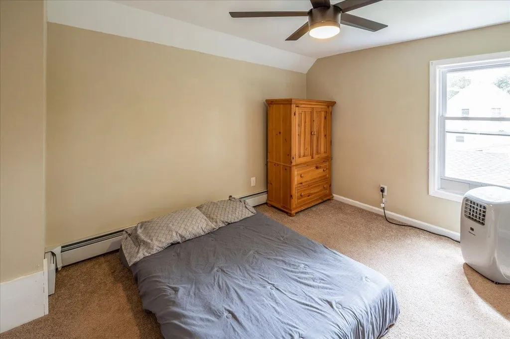 8 Desmarais Avenue Derry NH 03038