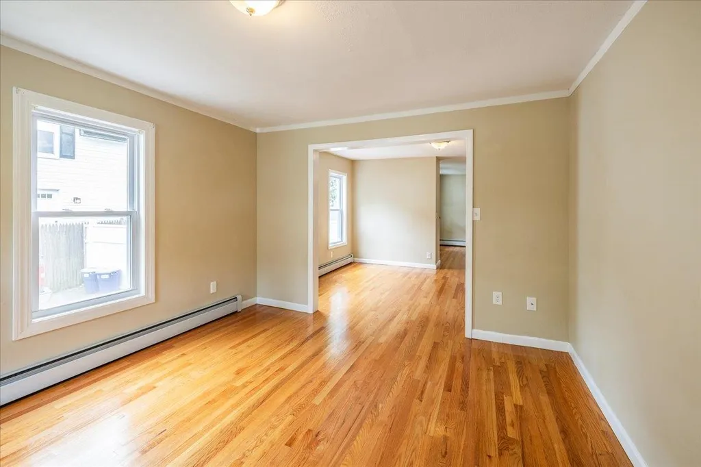 8 Desmarais Avenue Derry NH 03038