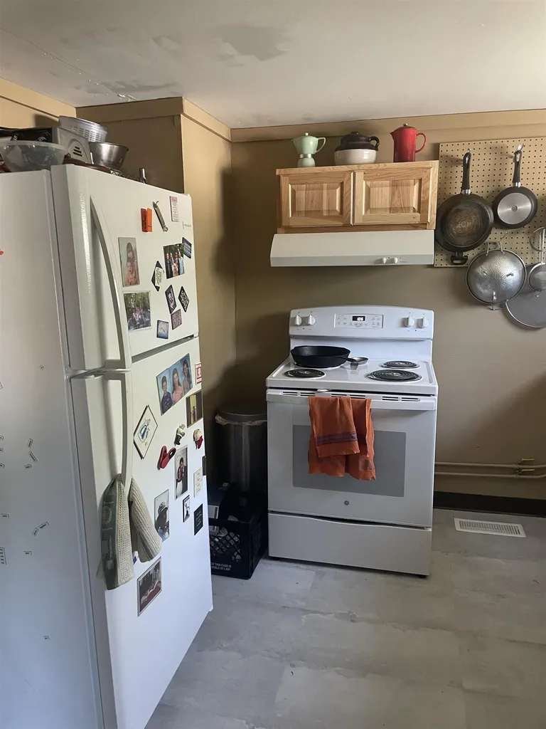 937 Middlebrook Road Ferrisburgh VT 05456