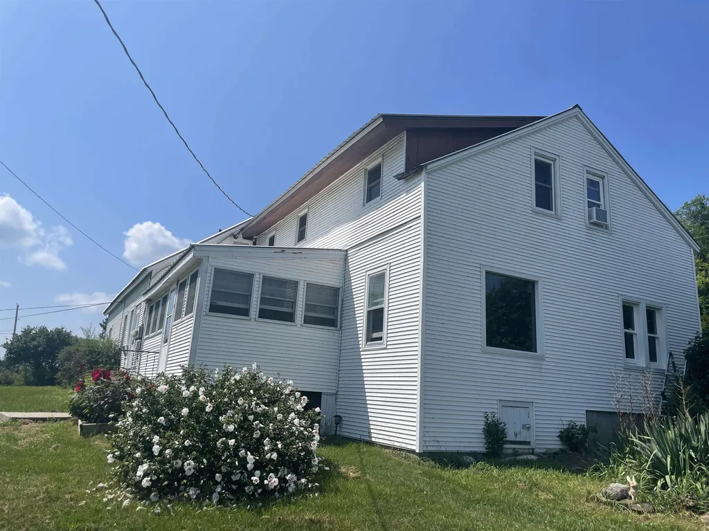 937 Middlebrook Road Ferrisburgh VT 05456