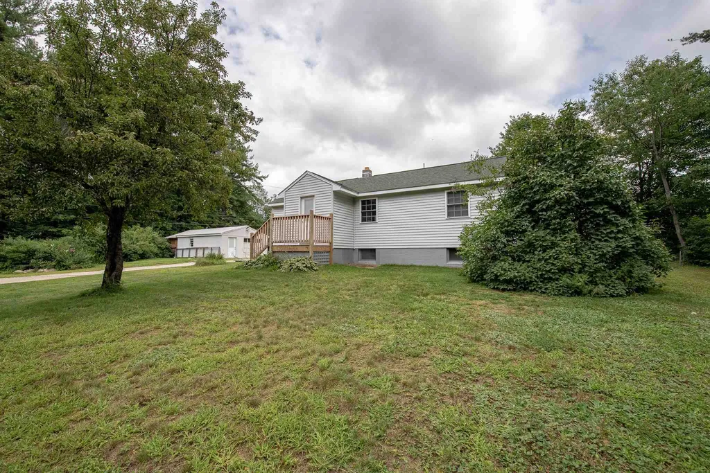 104 Cass Mill Road Hill NH 03243
