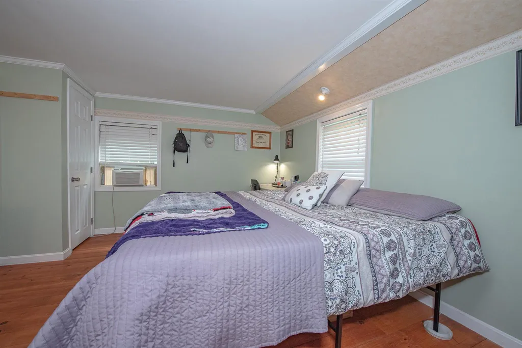 104 Cass Mill Road Hill NH 03243