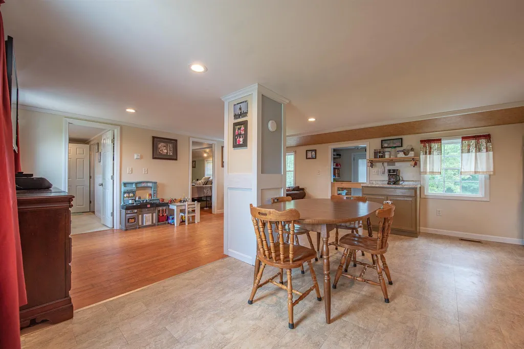 104 Cass Mill Road Hill NH 03243