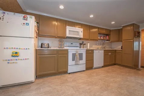 104 Cass Mill Road Hill NH 03243
