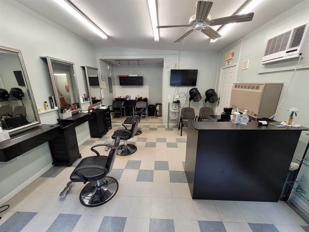 167 Pine Street Manchester NH 03103
