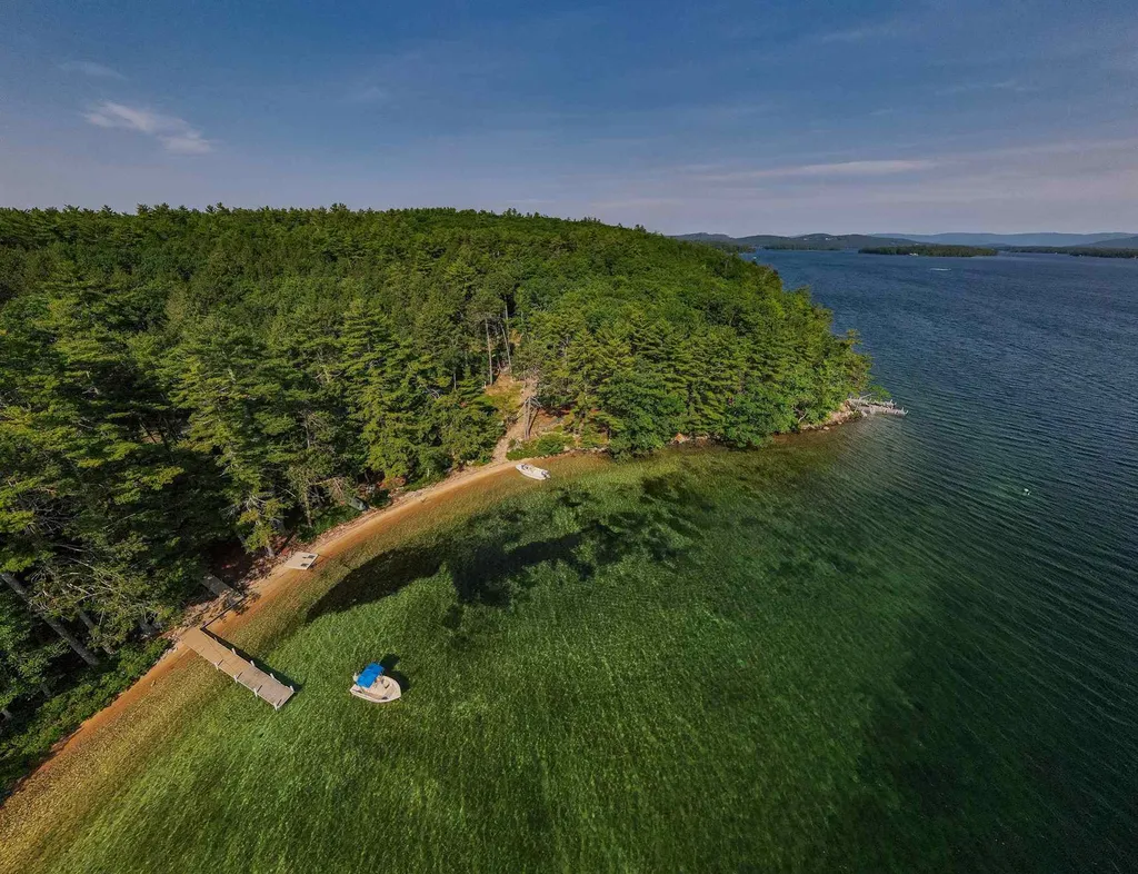 Lot I03, 15a-b Bear Island Meredith NH 03253