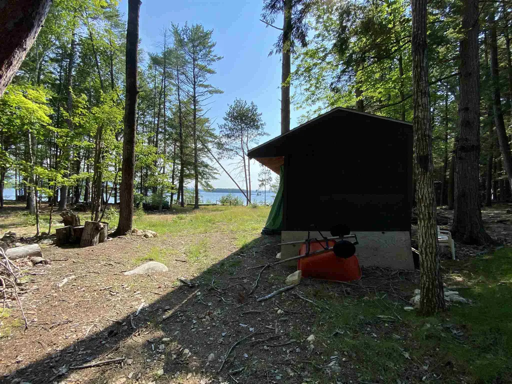 Lot I03, 15a-b Bear Island Meredith NH 03253