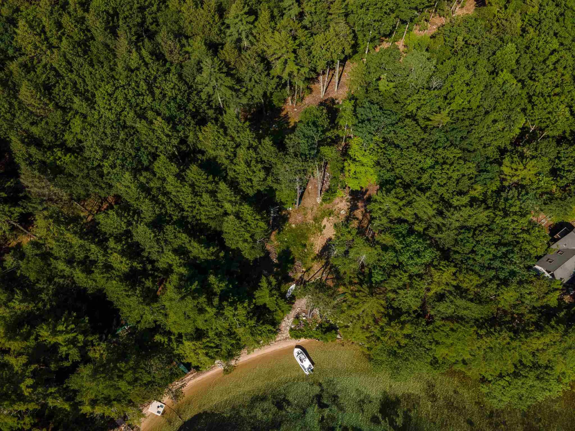 Lot I03, 15a-b Bear Island Meredith NH 03253