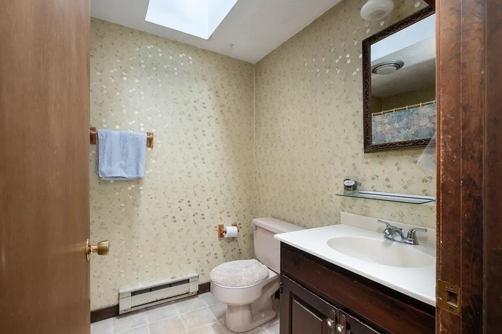10 Pinecrest Drive Eliot ME 03903