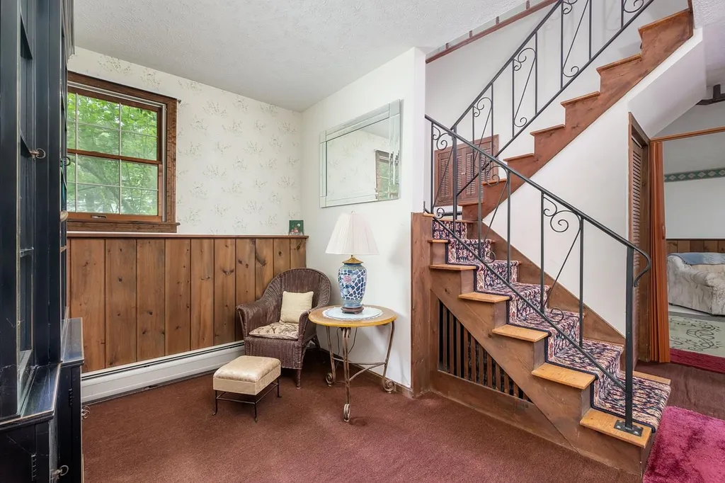 10 Pinecrest Drive Eliot ME 03903