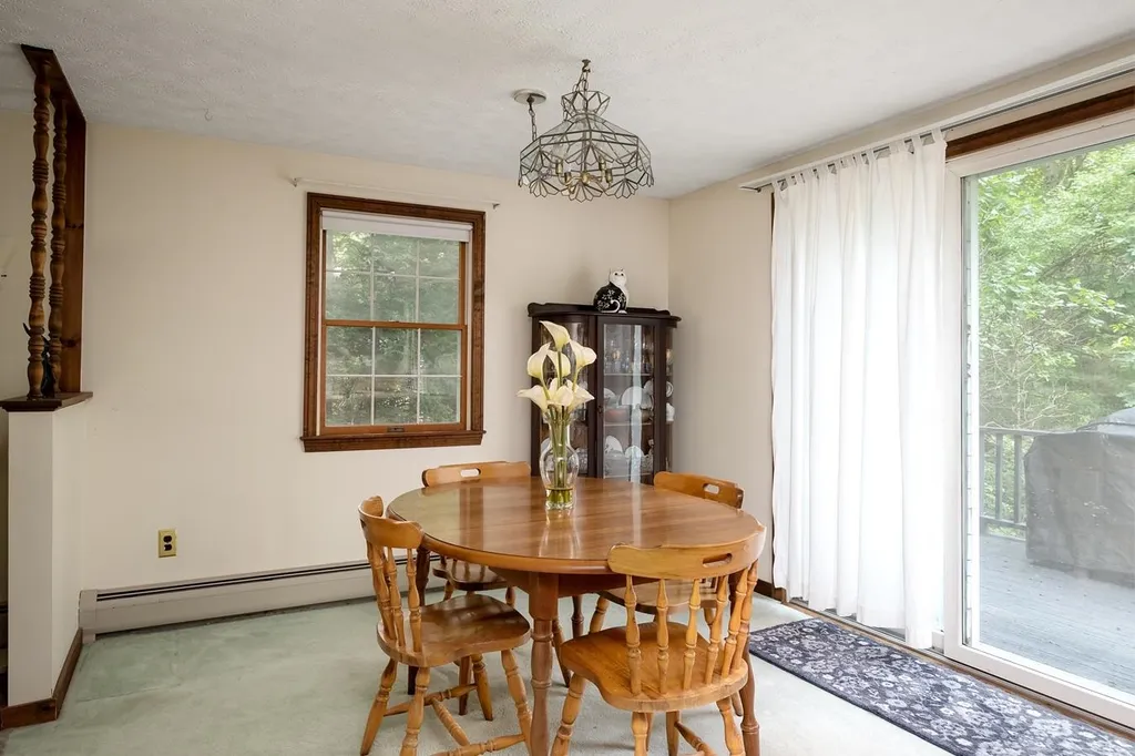 10 Pinecrest Drive Eliot ME 03903