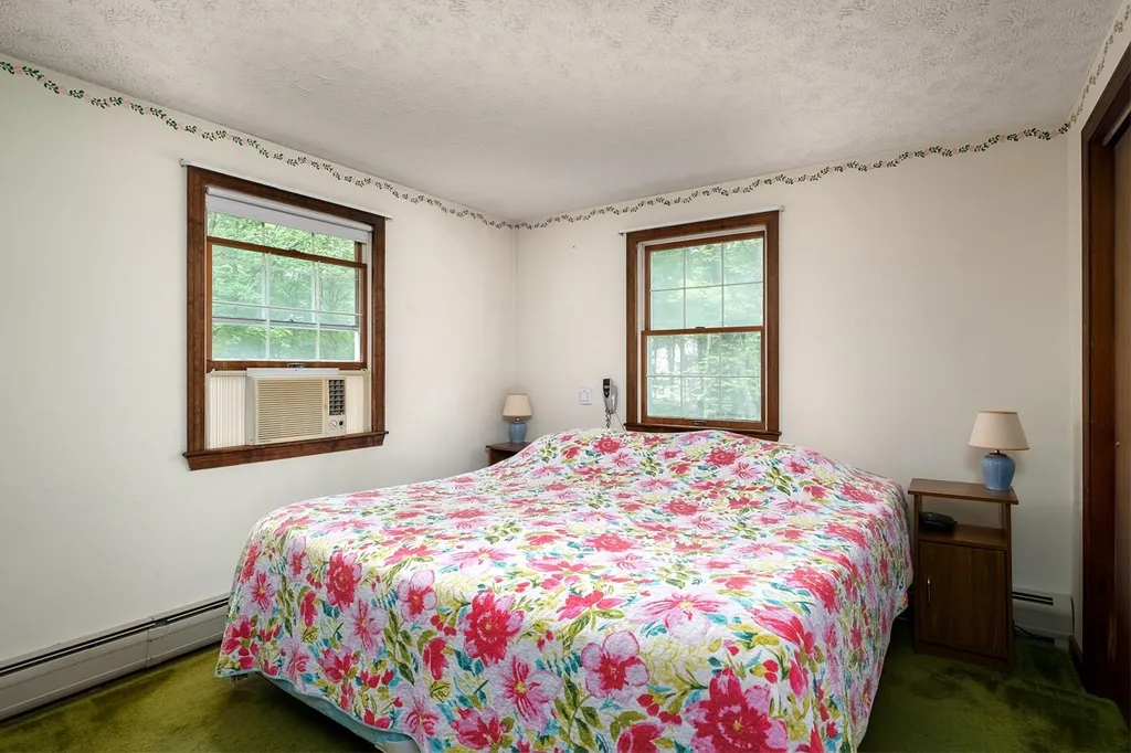 10 Pinecrest Drive Eliot ME 03903