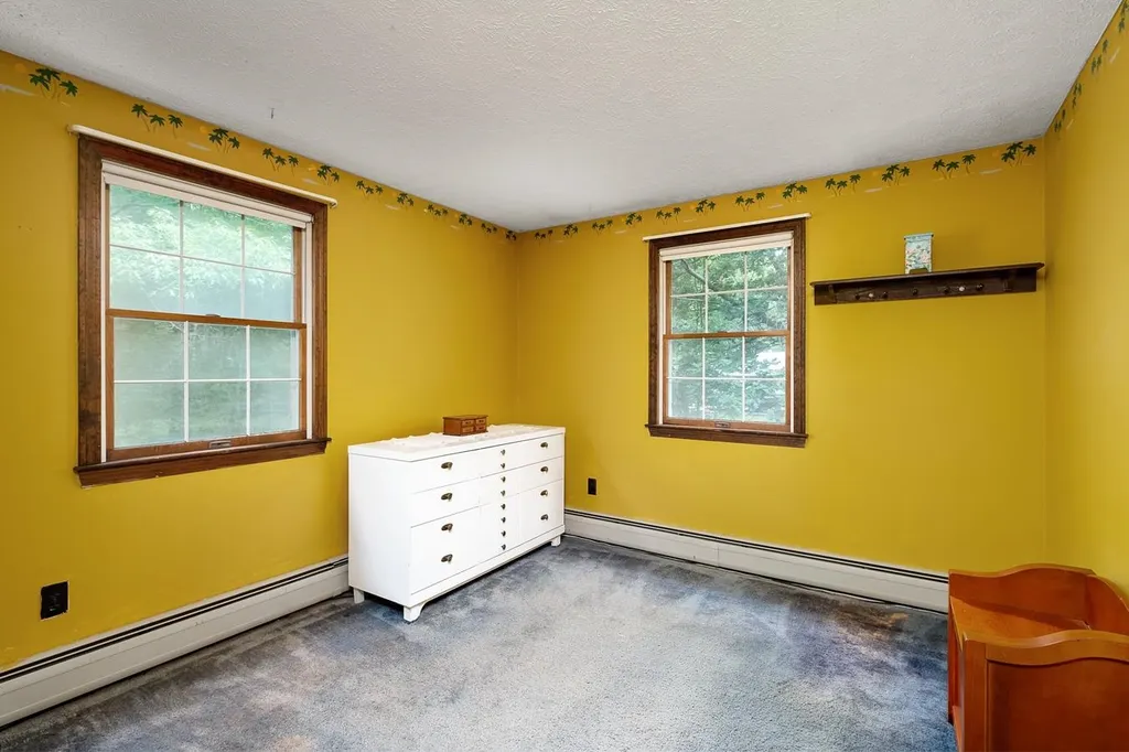 10 Pinecrest Drive Eliot ME 03903