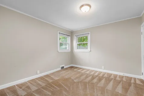 6 Elwyn Road Portsmouth NH 03801