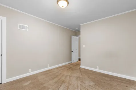 6 Elwyn Road Portsmouth NH 03801