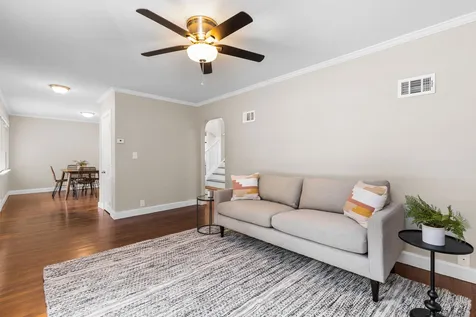 6 Elwyn Road Portsmouth NH 03801