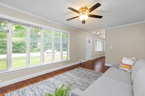 6 Elwyn Road Portsmouth NH 03801
