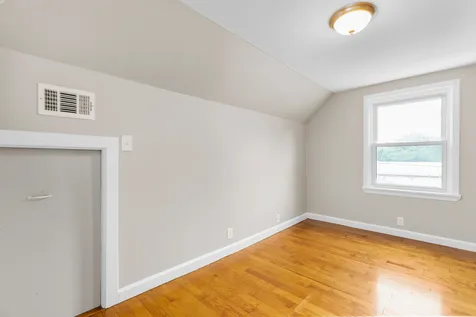 6 Elwyn Road Portsmouth NH 03801