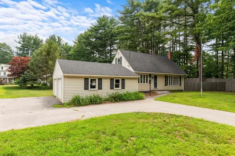 6 Elwyn Road Portsmouth NH 03801