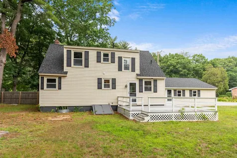 6 Elwyn Road Portsmouth NH 03801