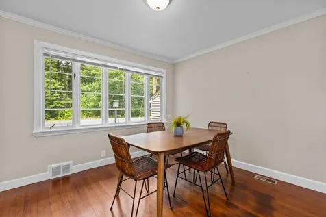 6 Elwyn Road Portsmouth NH 03801