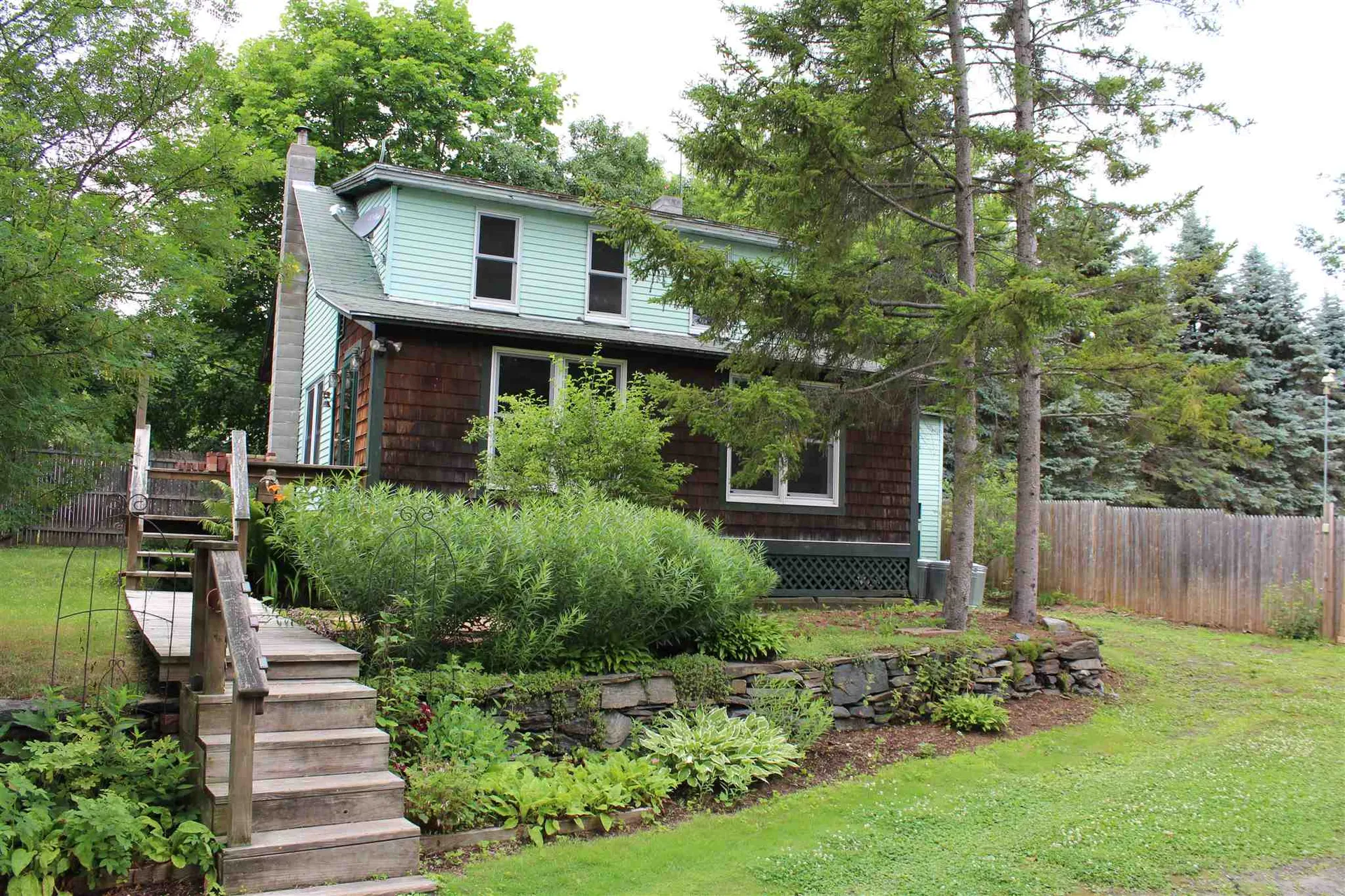 73 Saunders Avenue Hartford VT 05001