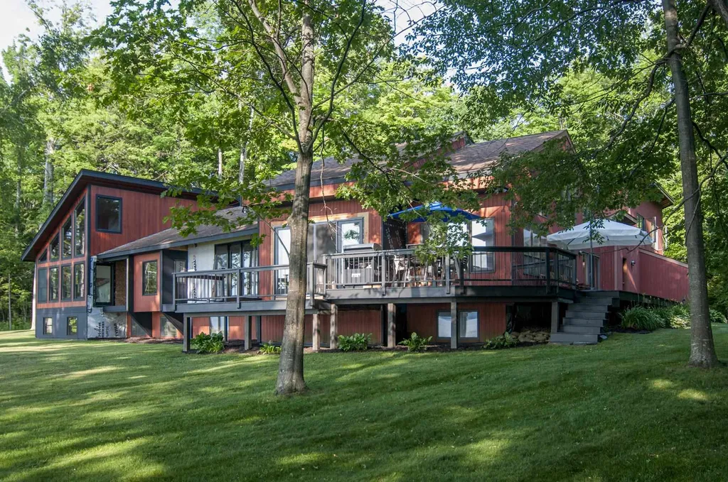 309 Orrwood Drive Derby VT 05829