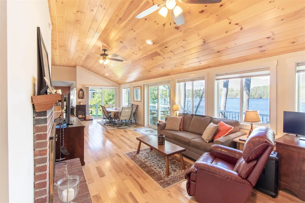 159 Krainewood Drive Moultonborough NH 03254