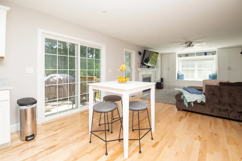 168 Aikey Lane Colchester VT 05446