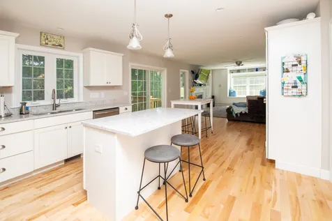 168 Aikey Lane Colchester VT 05446