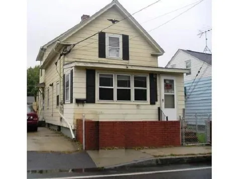 70 Ledge Street Nashua NH 03060