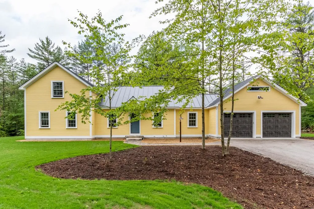 75 Tyler Road Webster NH 03303