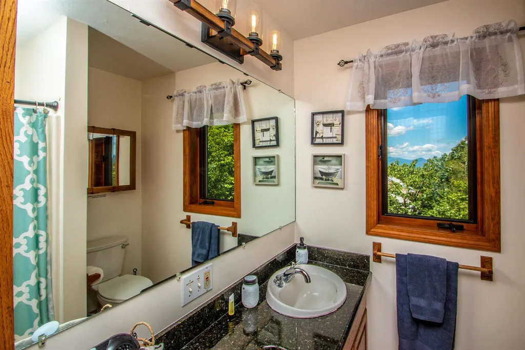 15 Presidential View Drive Madison NH 03849
