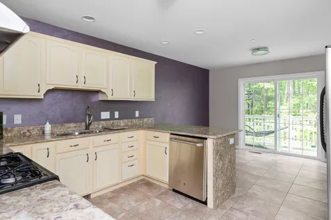 57 Fielding Lane South Burlington VT 05403