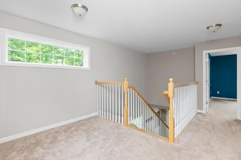 57 Fielding Lane South Burlington VT 05403