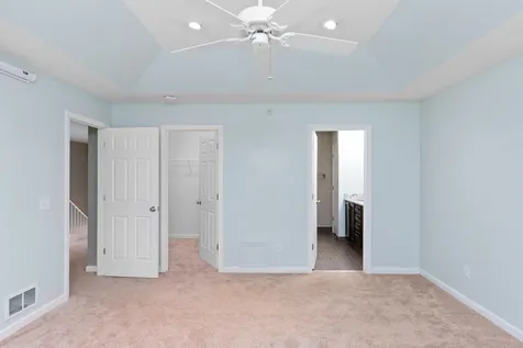 57 Fielding Lane South Burlington VT 05403