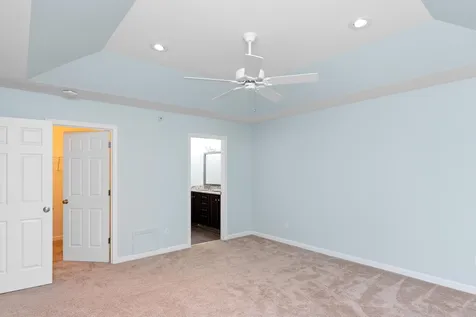 57 Fielding Lane South Burlington VT 05403