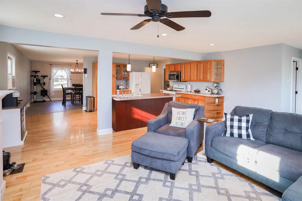 27 Hunting Ridge Lane Milton VT 05468