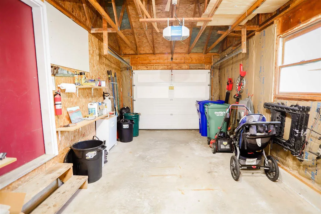 27 Hunting Ridge Lane Milton VT 05468