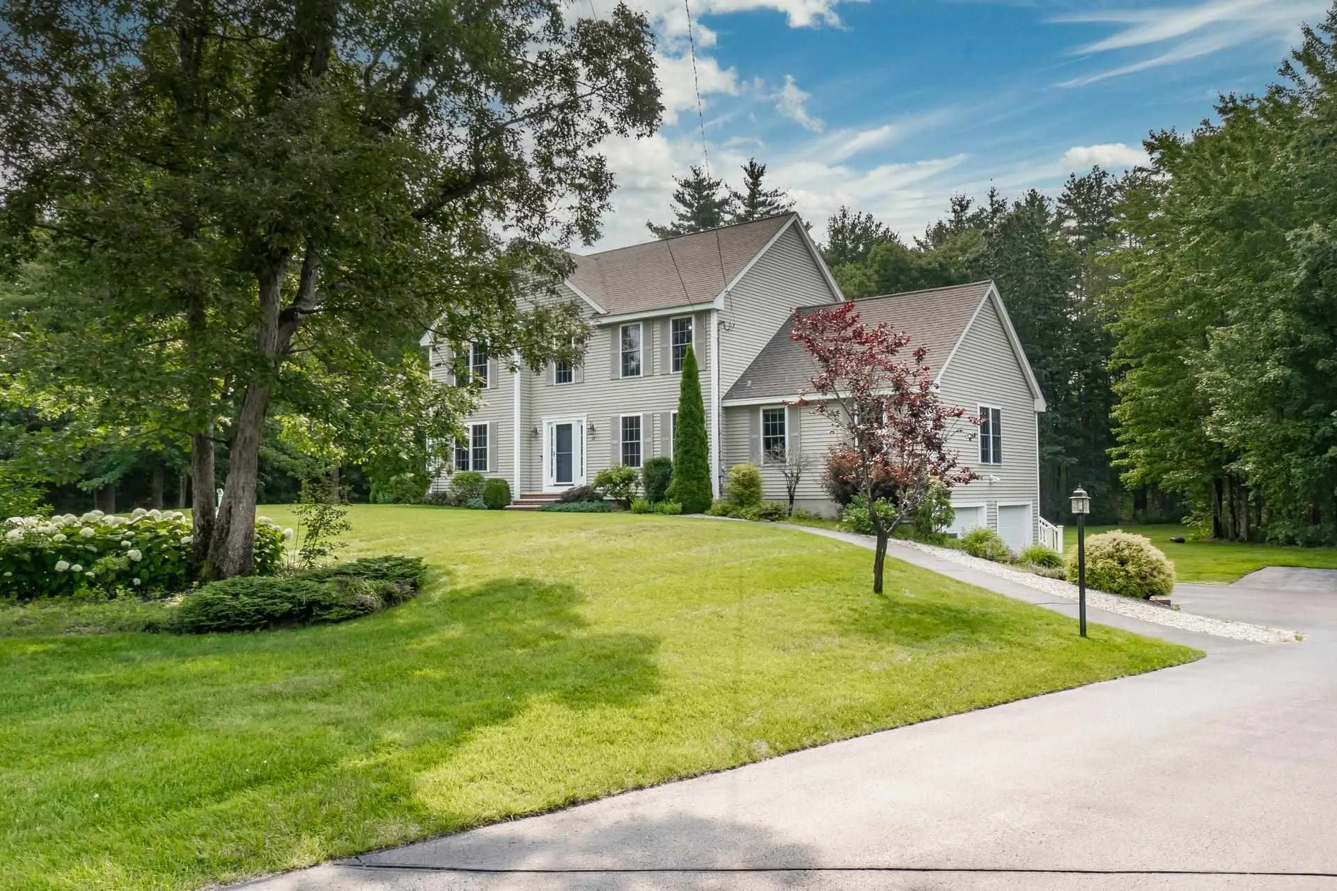 22 Ordway Lane Kingston NH 03848-3539