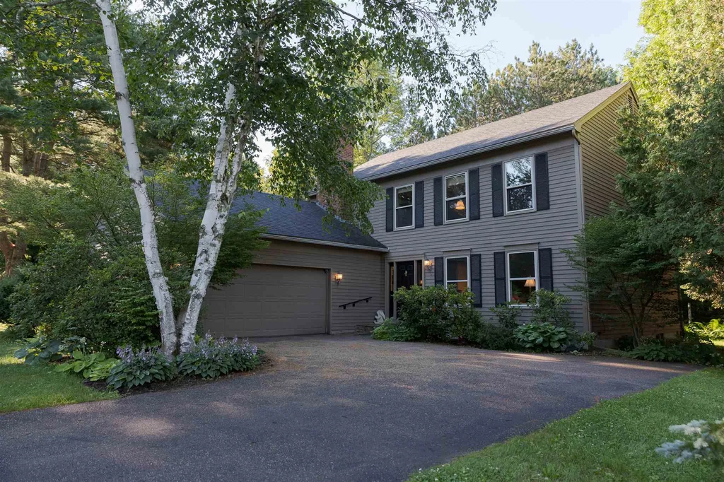 154 Gardenside Lane Shelburne VT 05482