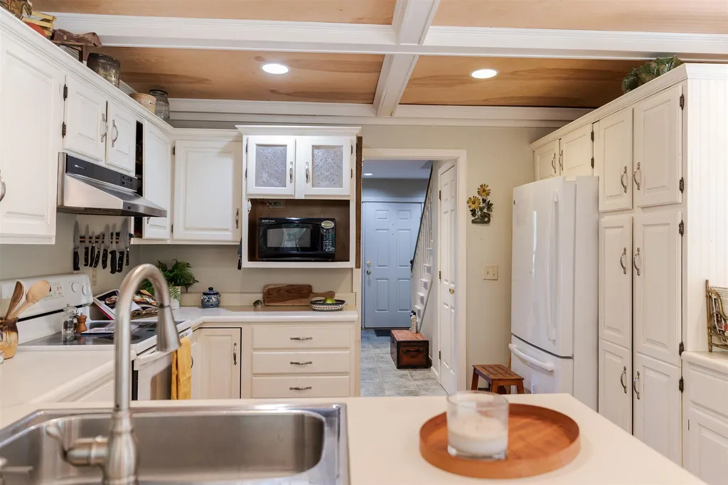 154 Gardenside Lane Shelburne VT 05482