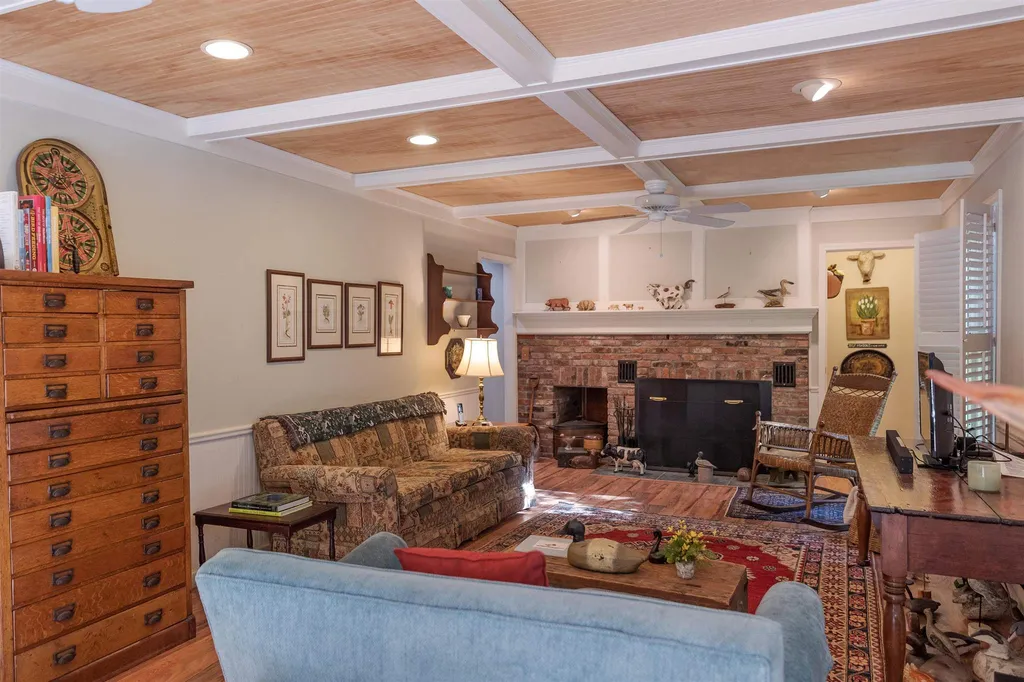 154 Gardenside Lane Shelburne VT 05482