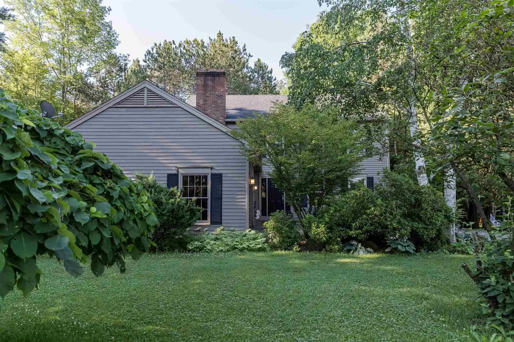 154 Gardenside Lane Shelburne VT 05482