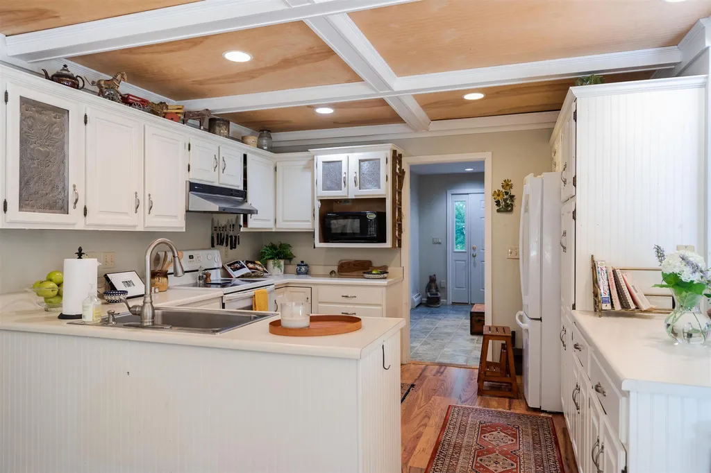 154 Gardenside Lane Shelburne VT 05482